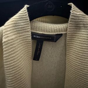 Bcbg max azaria sweater